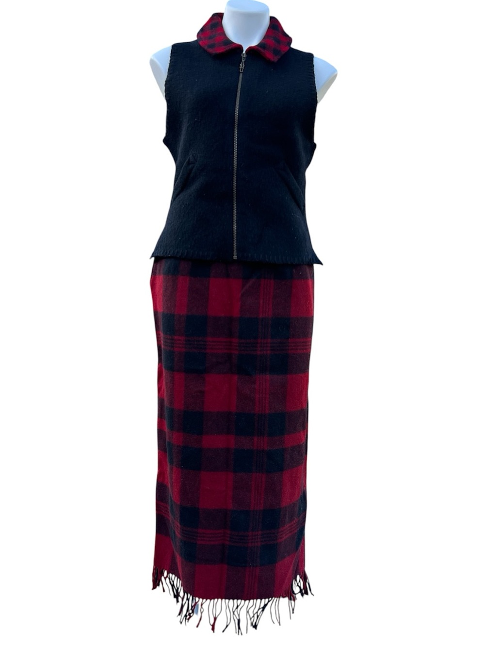 Woolrich Red Black Plaid Wool Maxi Vest And Skirt with Fringe Hem Size Small 8